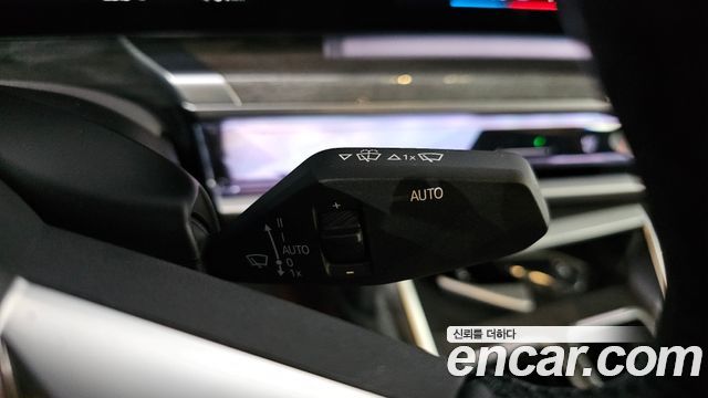 BMW i7 (G70) eDrive 50 M Sport 2024 — фото 30