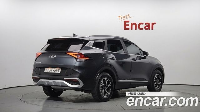 Kia Sportage (V) Gasoline 1.6 Turbo 2WD Prestige 2023 — фото 2