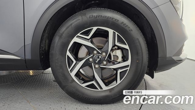Kia Sportage (V) Gasoline 1.6 Turbo 2WD Prestige 2023 — фото 21