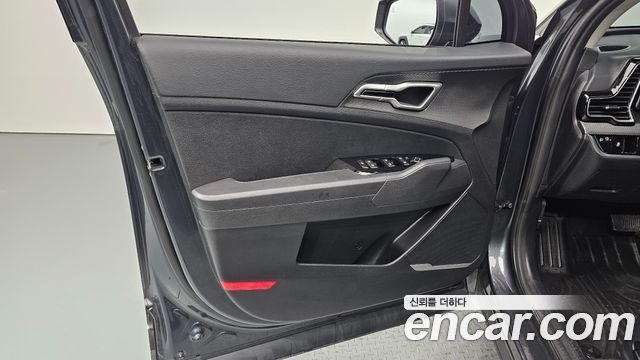 Kia Sportage (V) Gasoline 1.6 Turbo 2WD Prestige 2023 — фото 24