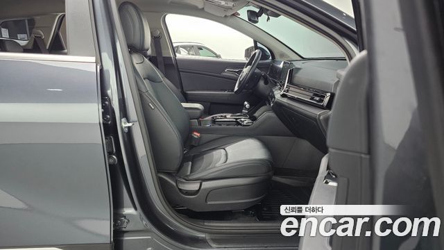 Kia Sportage (V) Gasoline 1.6 Turbo 2WD Prestige 2023 — фото 26