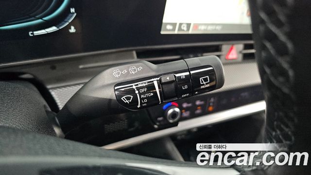 Kia Sportage (V) Gasoline 1.6 Turbo 2WD Prestige 2023 — фото 27