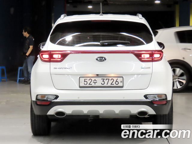 Kia Sportage The Bold Diesel 2.0 2WD Prestige 2019 — фото 3