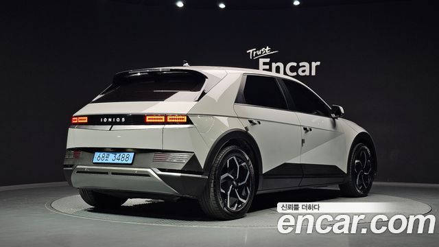 Hyundai Ioniq 5 Standard Commercial 2022 — фото 2