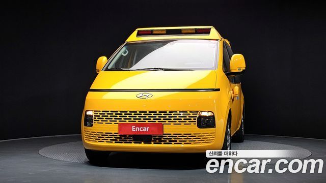Hyundai Staria L3.5  Kinder Safety Car 11-Seater 2023 — фото 3