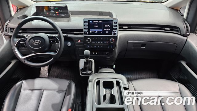Hyundai Staria L3.5  Kinder Safety Car 11-Seater 2023 — фото 7