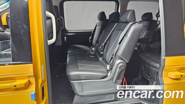 Hyundai Staria L3.5  Kinder Safety Car 11-Seater 2023 — фото 12
