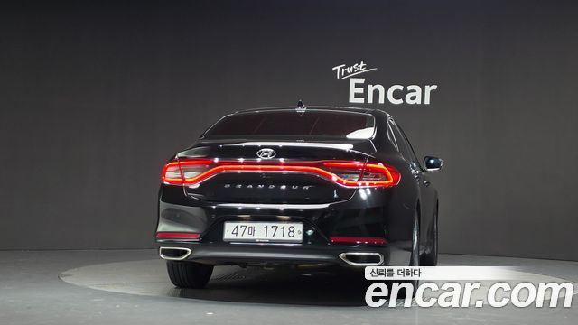 Hyundai Grandeur (IG) 2.4 Premium 2019 — фото 4