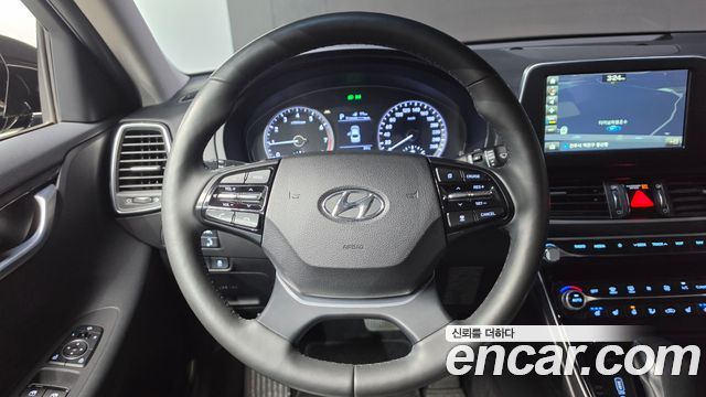Hyundai Grandeur (IG) 2.4 Premium 2019 — фото 13