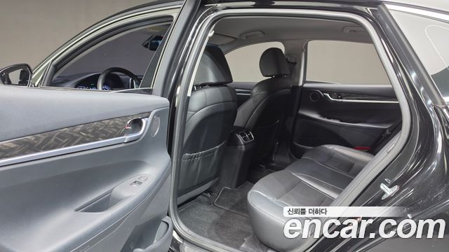 Hyundai Grandeur (IG) 2.4 Premium 2019 — фото 17