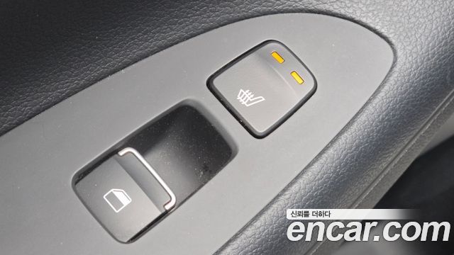 Hyundai Grandeur (IG) 2.4 Premium 2019 — фото 18
