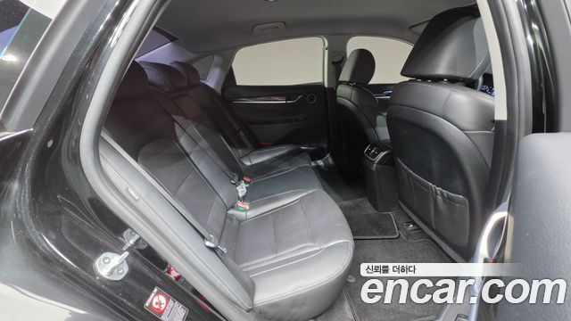 Hyundai Grandeur (IG) 2.4 Premium 2019 — фото 19