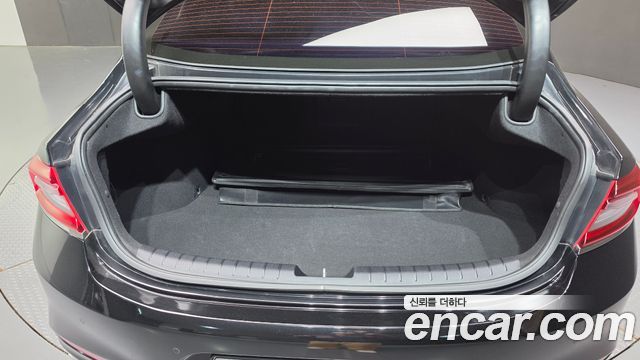 Hyundai Grandeur (IG) 2.4 Premium 2019 — фото 20
