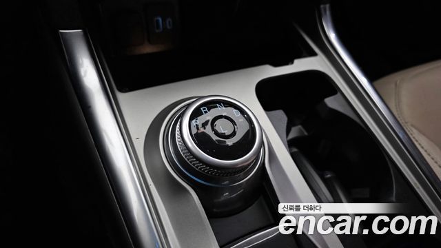Ford Explorer (VI) 2.3 LimIted 4WD 2021 — фото 9