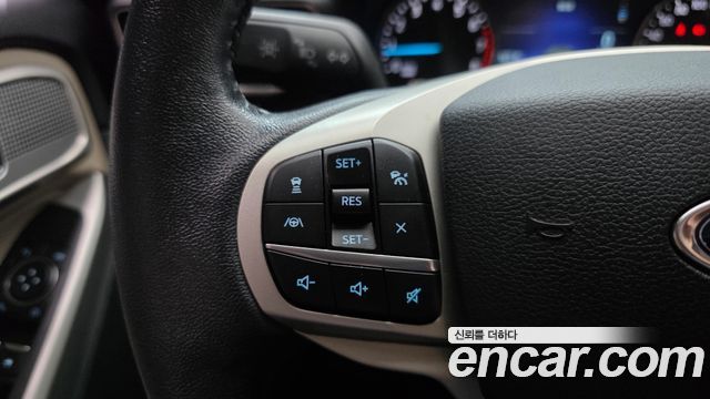 Ford Explorer (VI) 2.3 LimIted 4WD 2021 — фото 16