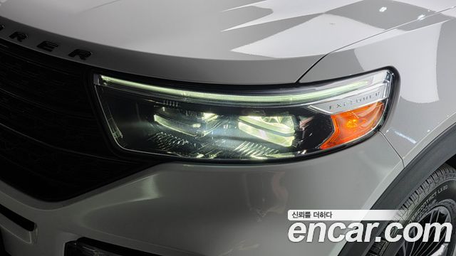 Ford Explorer (VI) 2.3 LimIted 4WD 2021 — фото 22