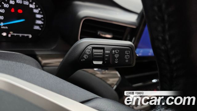 Ford Explorer (VI) 2.3 LimIted 4WD 2021 — фото 38
