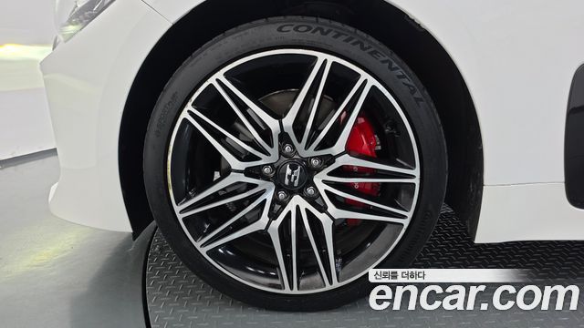 Kia Stinger 2.0 Turbo 2WD Platinum 2019 — фото 5