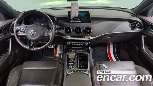 Kia Stinger 2.0 Turbo 2WD Platinum 2019 — фото 7