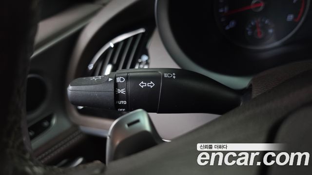 Kia Stinger 2.0 Turbo 2WD Platinum 2019 — фото 37