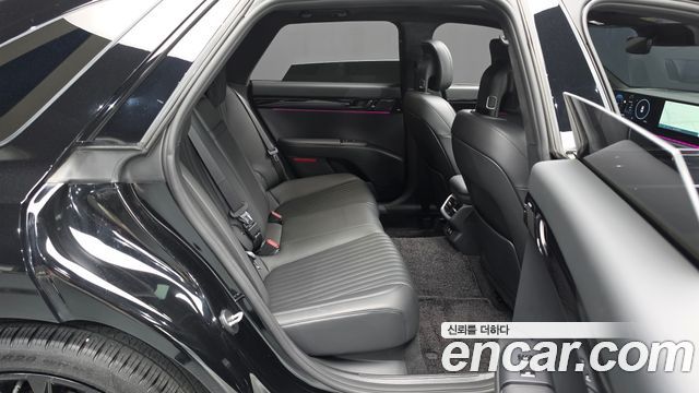 Hyundai Grandeur (GN7) 3,5 Gasoline 4WD Calligraphy 2025 — фото 11