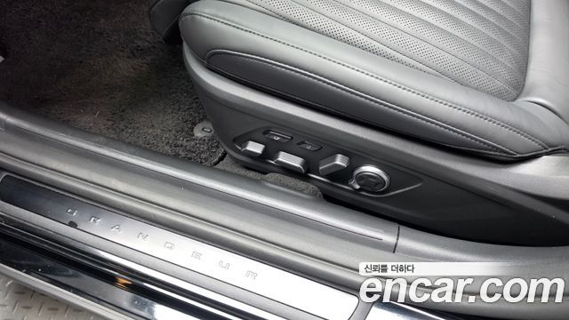Hyundai Grandeur (GN7) 3,5 Gasoline 4WD Calligraphy 2025 — фото 33