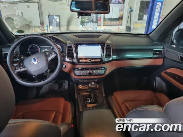 KG Mobility (SsangYong) Rexton Sports Khan Diesel 2.2 4WD Noblesse (5-Link) 2020 — фото 17