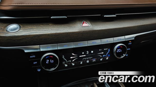 Genesis Electrified G80 (RG3) e-AWD 2022 — фото 30