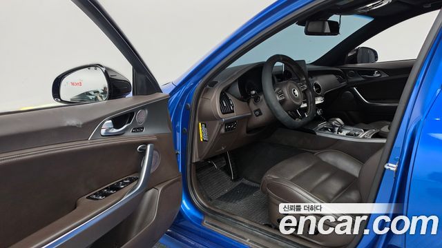 Kia Stinger 3.3 Turbo AWD GT 2019 — фото 10