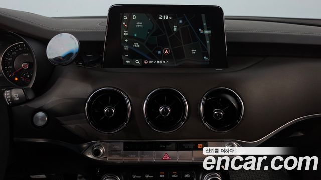 Kia Stinger 3.3 Turbo AWD GT 2019 — фото 12