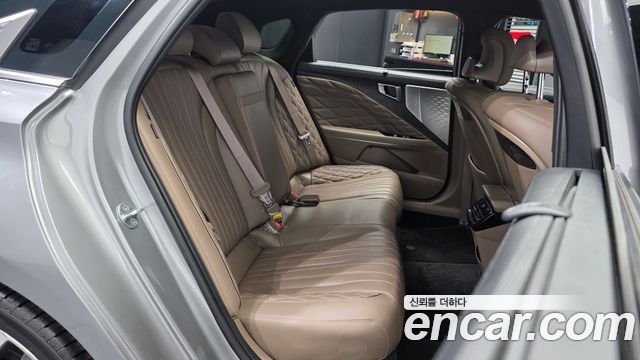 Kia K8 2.5 Gasoline 2WD Signature 2023 — фото 16