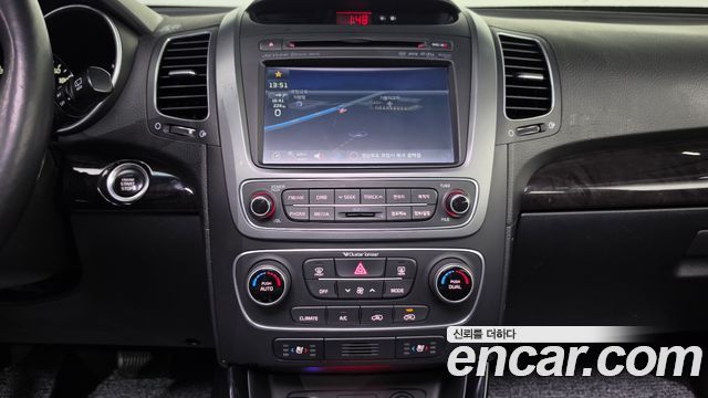 Kia Sorento R Diesel 2.0 2WD TLX Special 2013 — фото 13