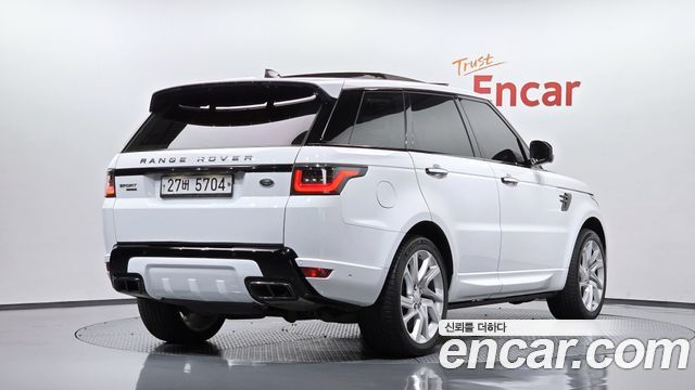 Land Rover Range Rover Sport (II) 3.0 SDV6 HSE Dynamic 2018 — фото 2