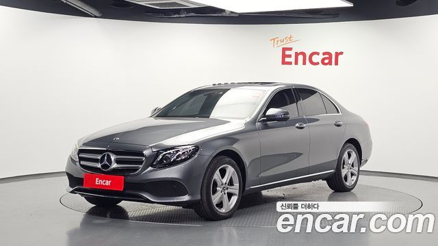 Mercedes-Benz E-Class (W213) E220d 4MATIC Avantgarde