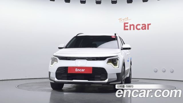 Kia Niro EV Air 2023 — фото 3