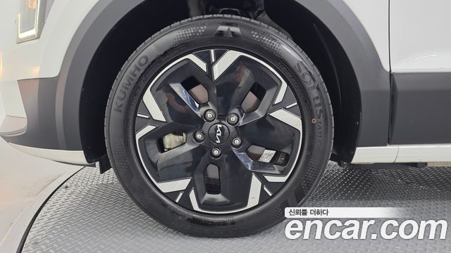 Kia Niro EV Air 2023 — фото 5