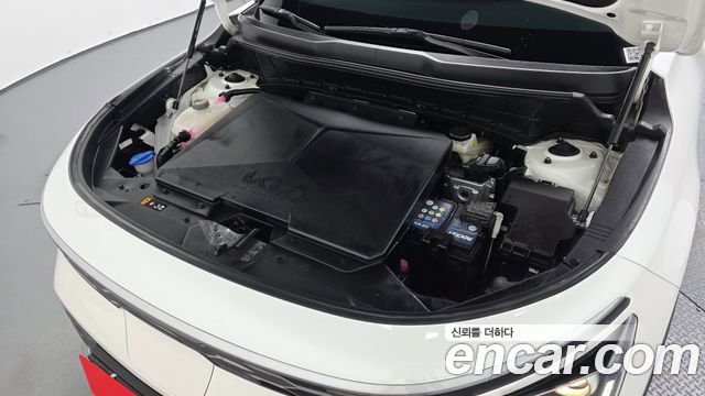 Kia Niro EV Air 2023 — фото 6