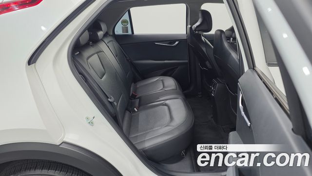 Kia Niro EV Air 2023 — фото 11