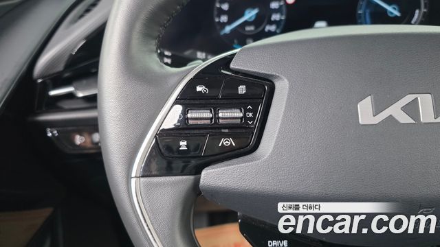 Kia Niro EV Air 2023 — фото 15