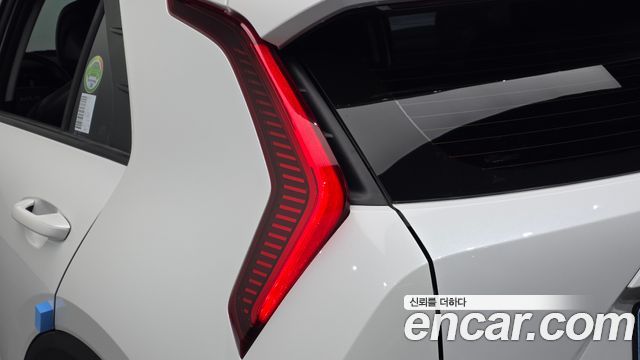 Kia Niro EV Air 2023 — фото 23