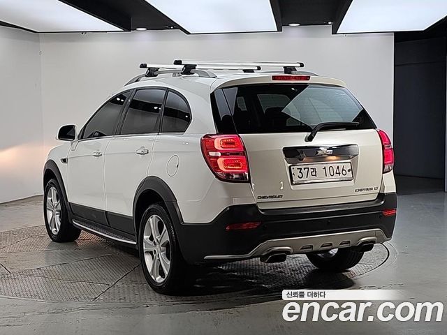 Chevrolet Captiva 2WD Adventure Package 2015 — фото 3