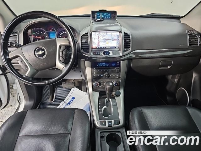 Chevrolet Captiva 2WD Adventure Package 2015 — фото 5