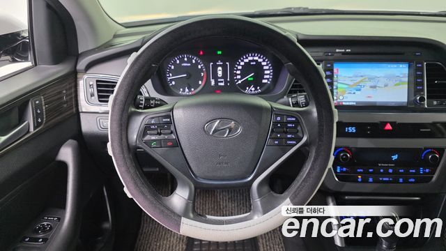Hyundai Sonata (LF) LPI Modern(Handicapped) 2015 — фото 13