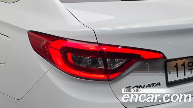 Hyundai Sonata (LF) LPI Modern(Handicapped) 2015 — фото 23