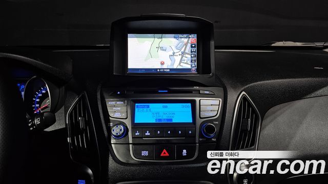 Hyundai Tucson ix Diesel(e-VGT) 2WD Smart special 2014 — фото 14