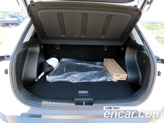 Hyundai Kona (SX2) Gasoline 1.6 Turbo 2WD Inspiration 2023 — фото 18