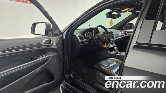 Jeep Grand Cherokee 3.6 Limited WK2 2017 — фото 10