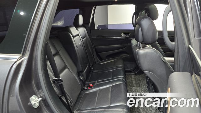 Jeep Grand Cherokee 3.6 Limited WK2 2017 — фото 11