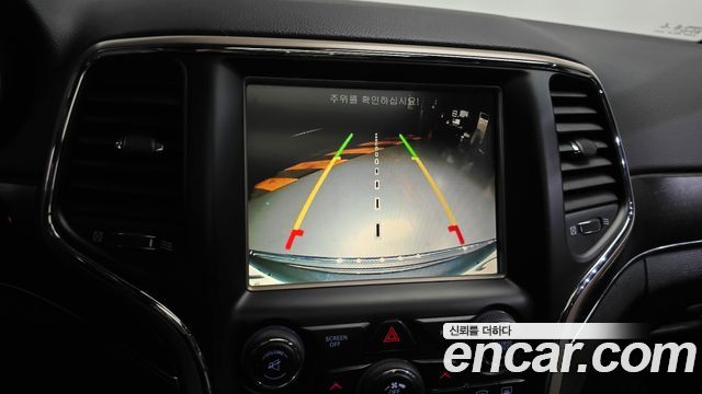 Jeep Grand Cherokee 3.6 Limited WK2 2017 — фото 15