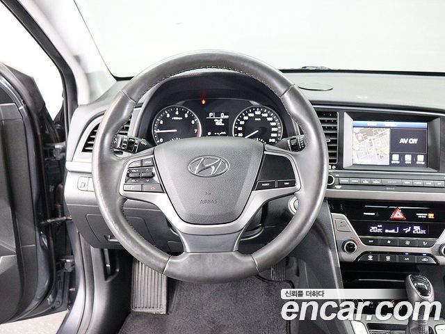 Hyundai Avante (AD) 1.6 GDI Smart Special 2016 — фото 8